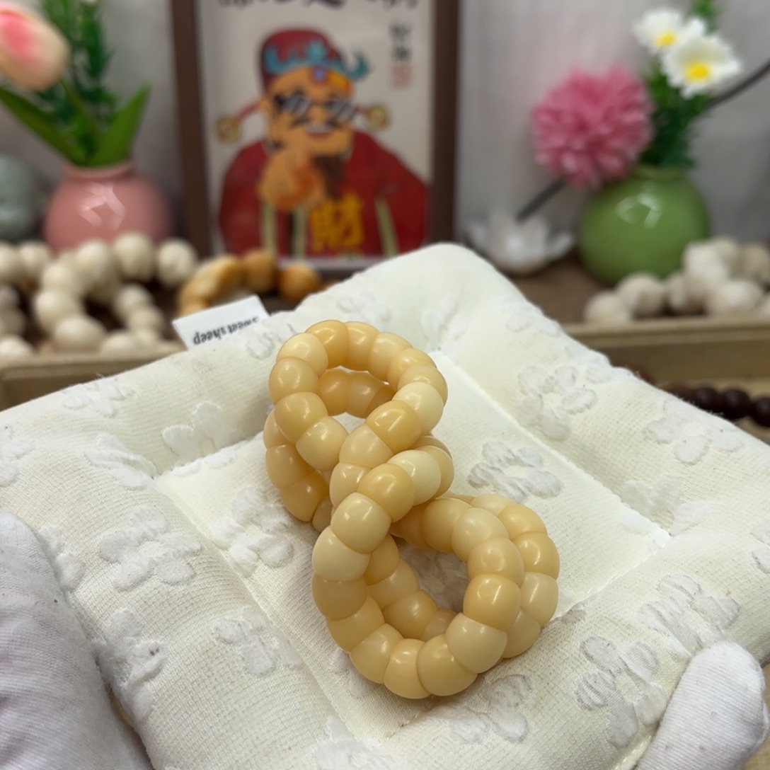 吊坠菩提根/象牙果10毛坯小瑕疵树王肠双圈970