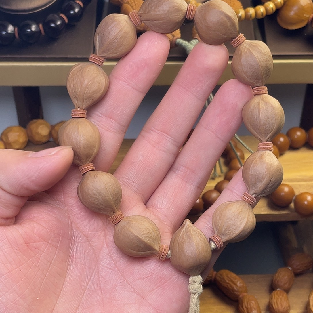 手串/手链橄榄核1723蜜桃臀 德庆王