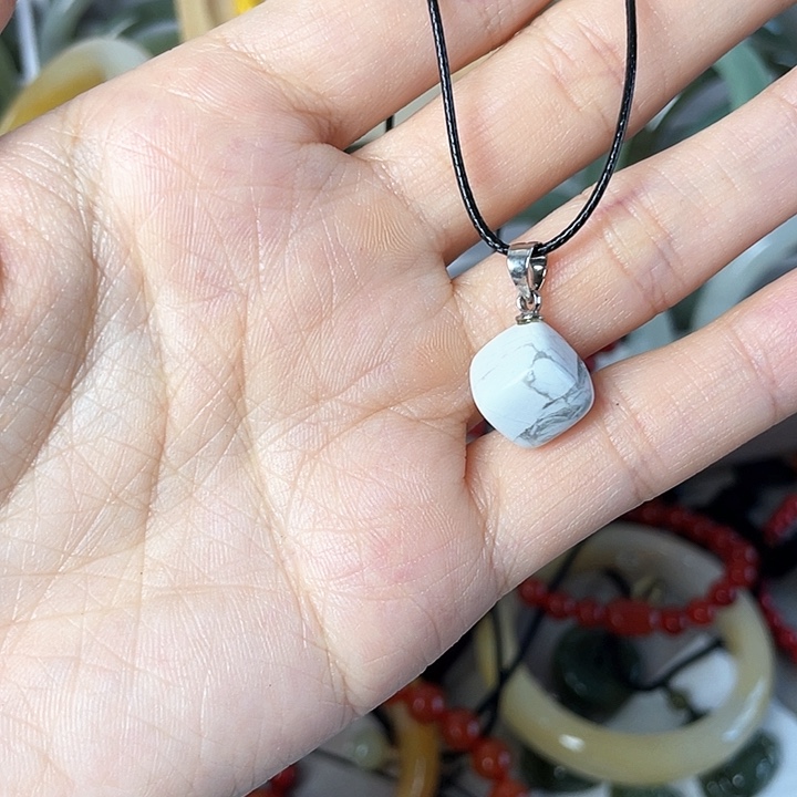 查罗石颈饰未镶嵌