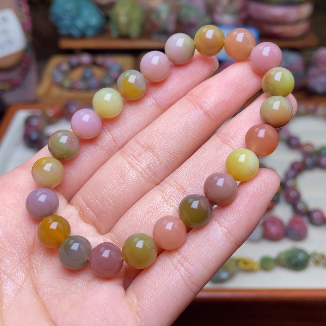 玛瑙/玉髓珠宝半成品未镶嵌盐源玛瑙仙色系磨砂手串