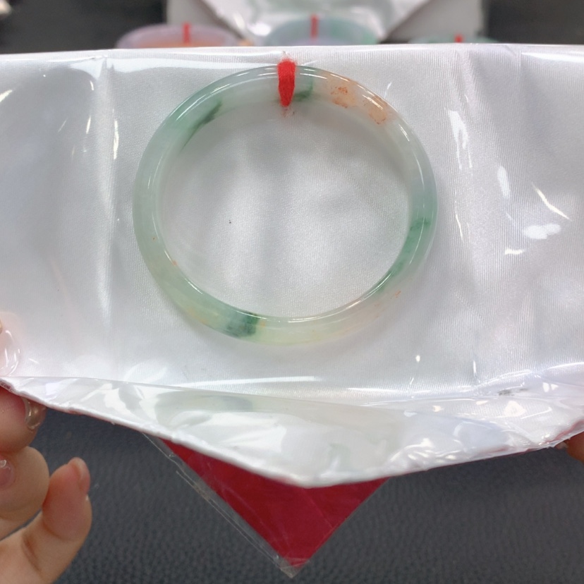 【闪购商品】翡翠手镯未镶嵌翡翠