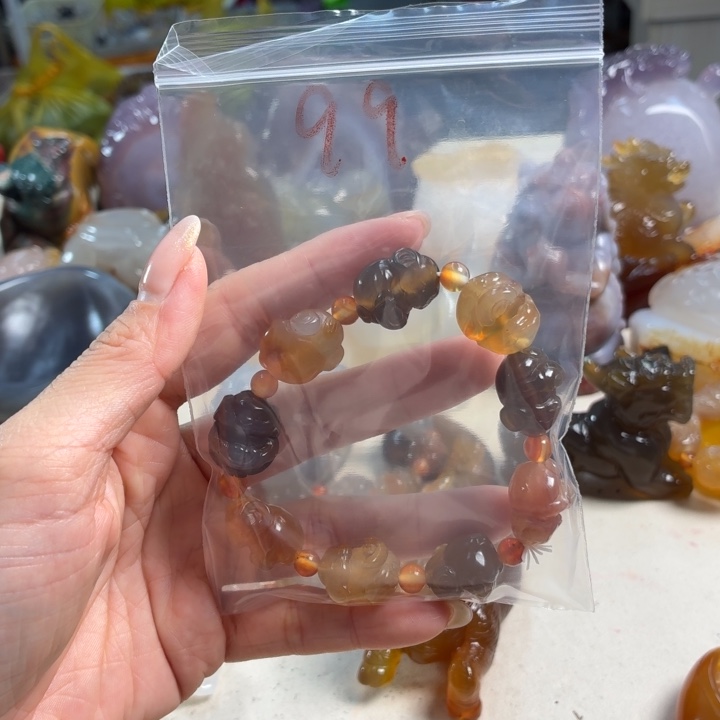 大***区玛瑙/玉髓未镶嵌吊坠(不含链)