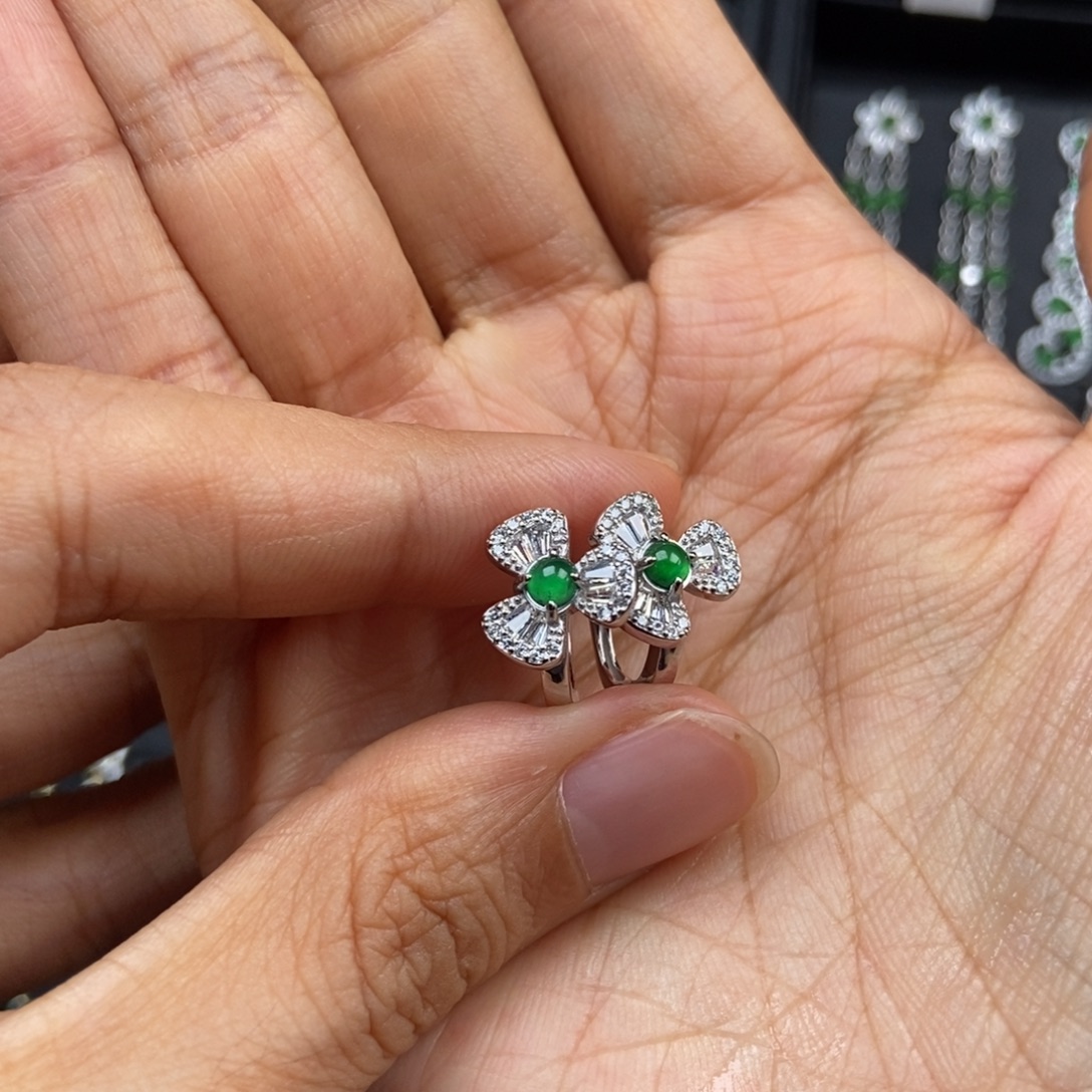 道***情翡翠银S925镶嵌耳饰