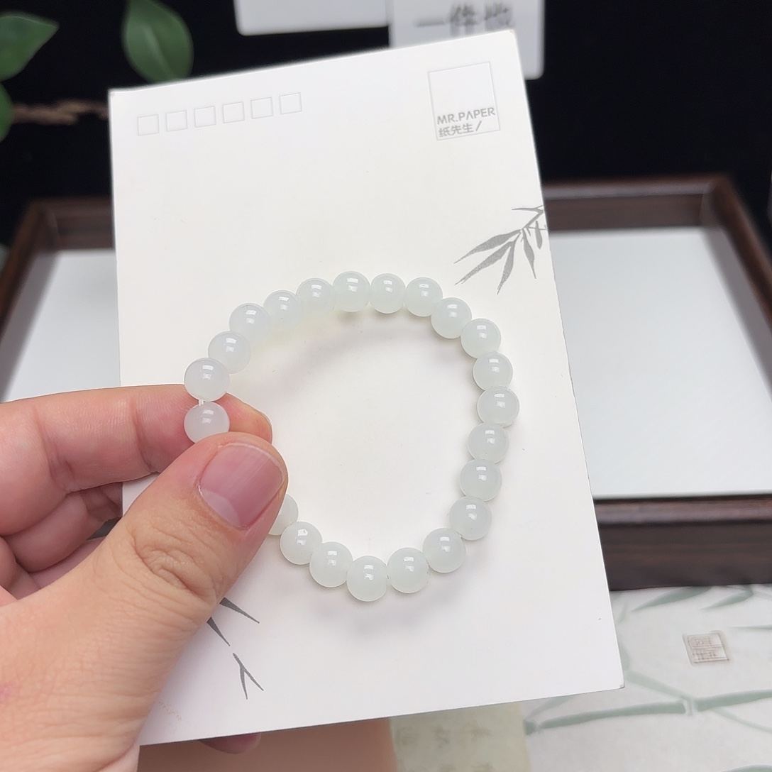 小***吖石英质玉未镶嵌手串