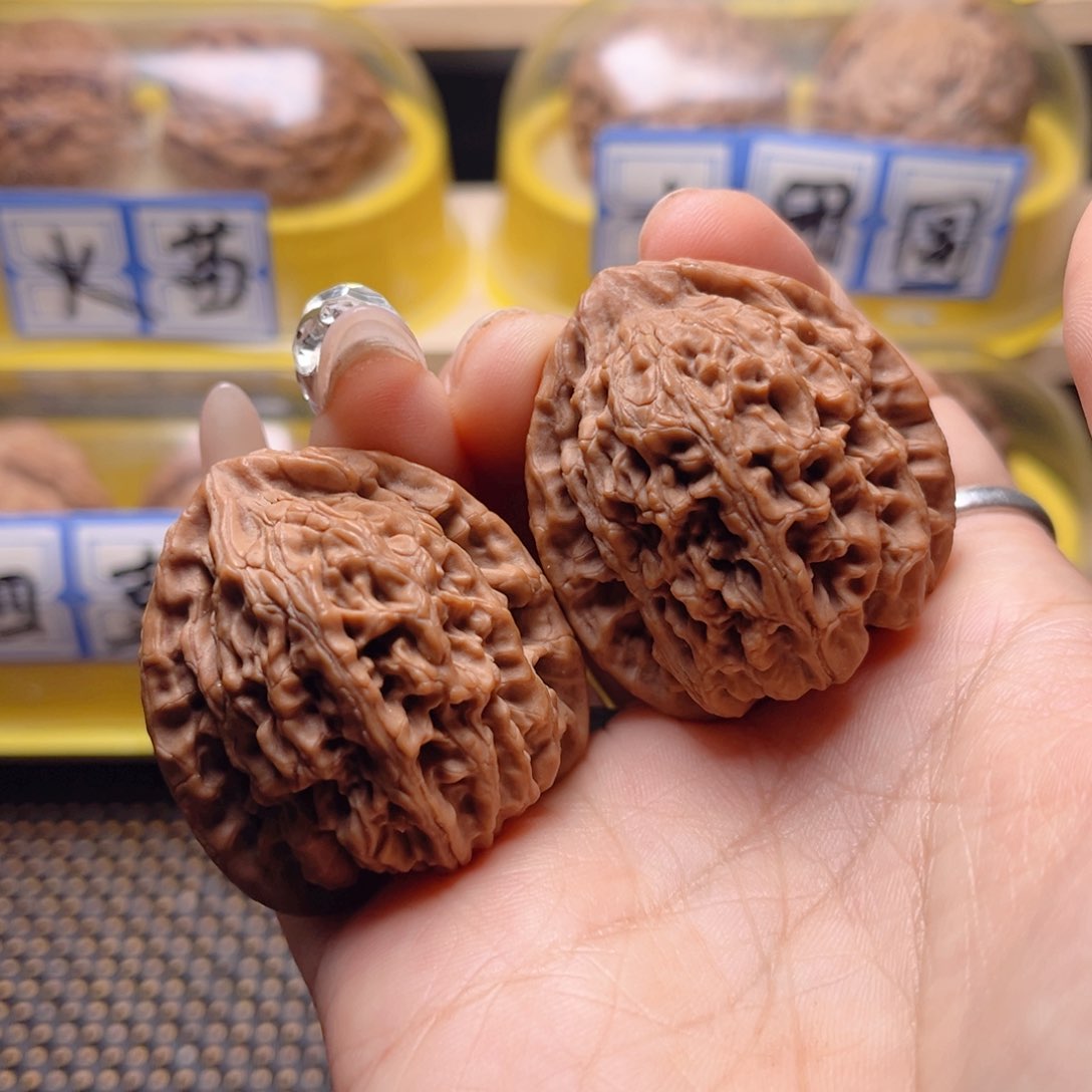 文玩核桃把件九仙庙