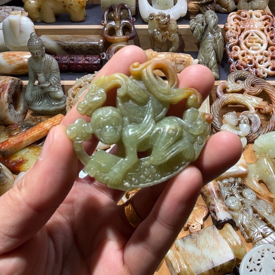 和田玉挂件未镶嵌