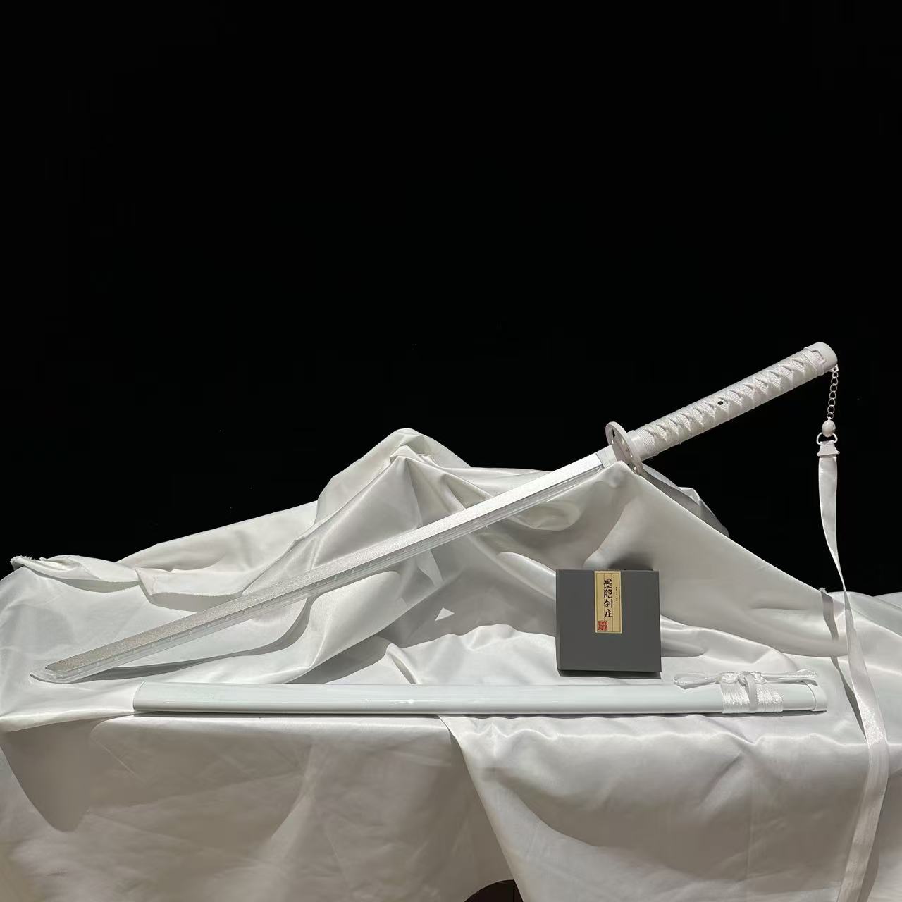 【墨隐星落】袖白雪 赛博朋克竹刀 发光变色 烟雾 竹制 未开刃