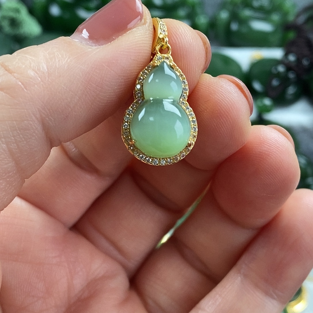 和田玉（碧玉）未镶嵌颈饰