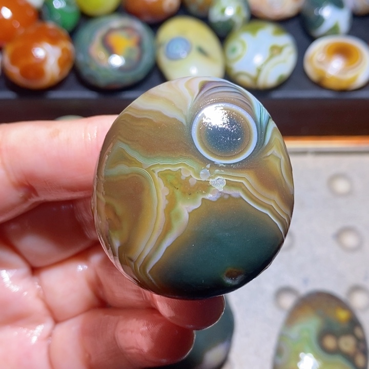 未镶嵌玛瑙/玉髓珠宝半成品35