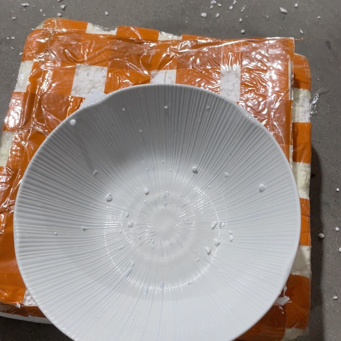 美浓烧白色汤碗一个装8英寸