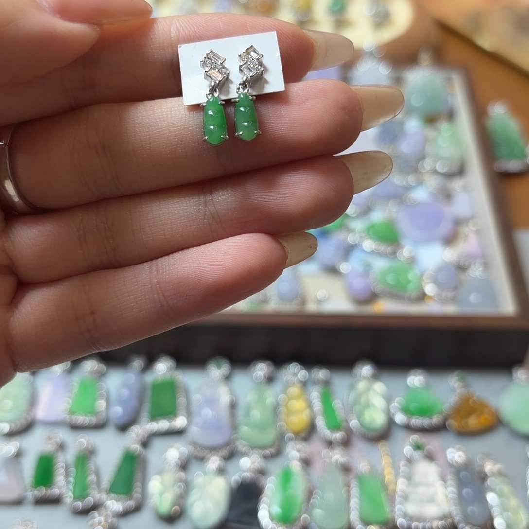 翡翠银S925镶嵌耳钉