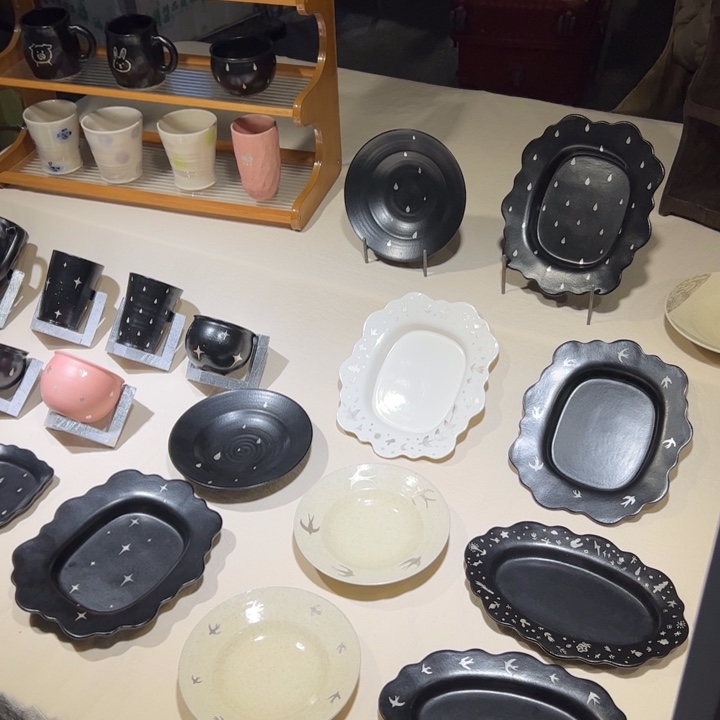 91。         陶瓷