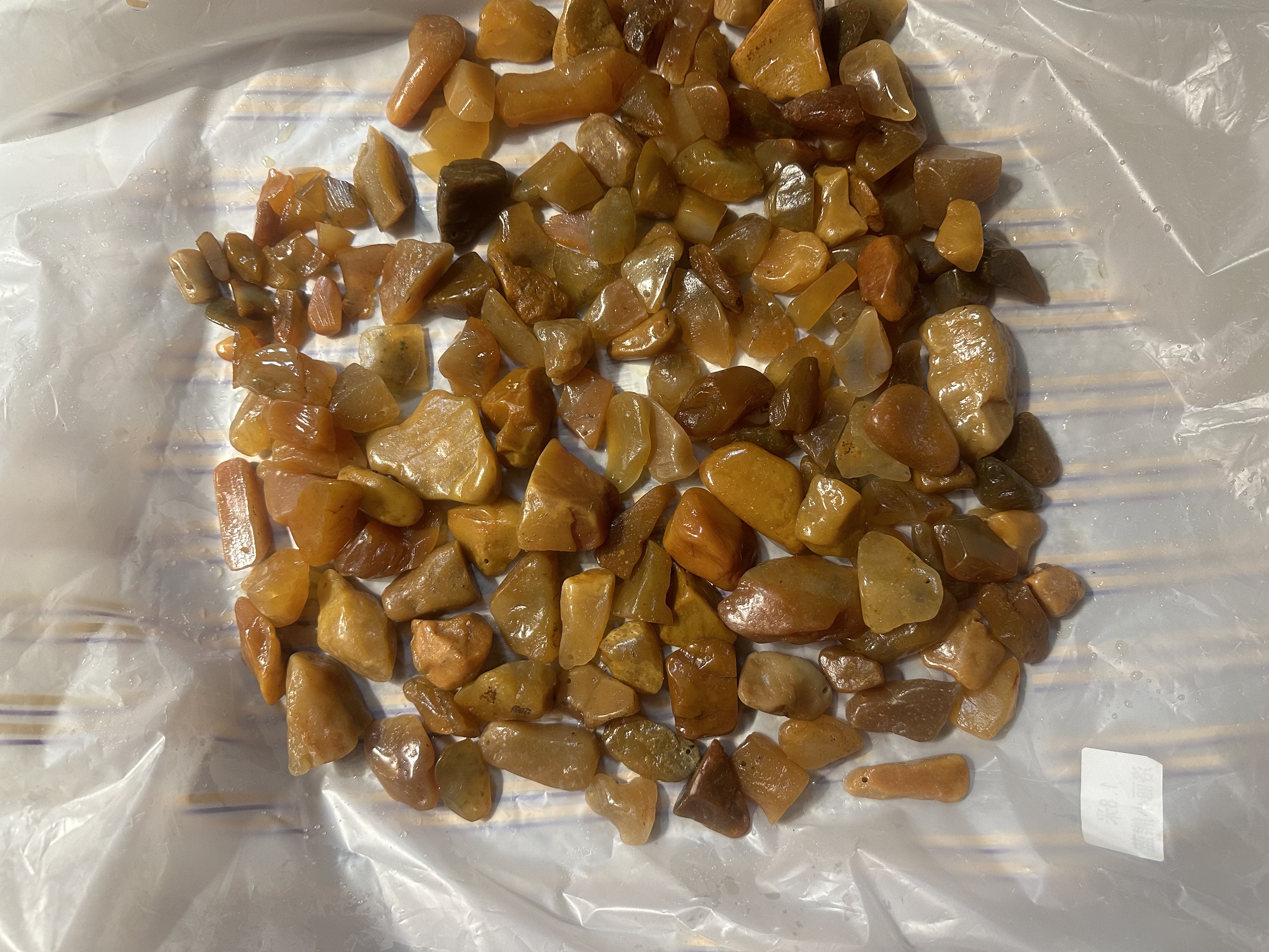 寿山石溪田-原石坑头料黄色颗粒原石毛料田黄石寿山石石料金色