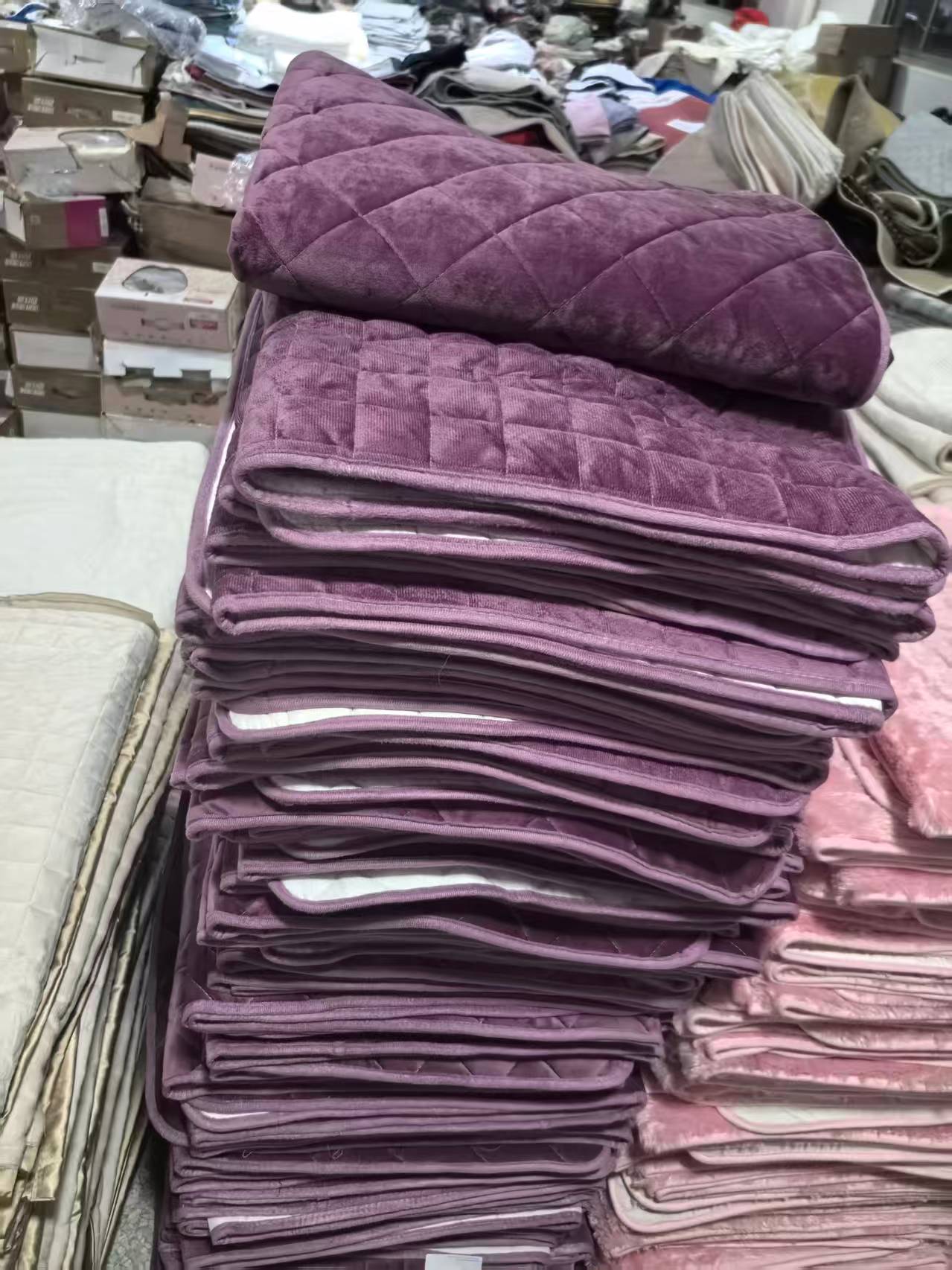 《厚广家》3楼70×200香芋紫加绒沙发垫 发1张