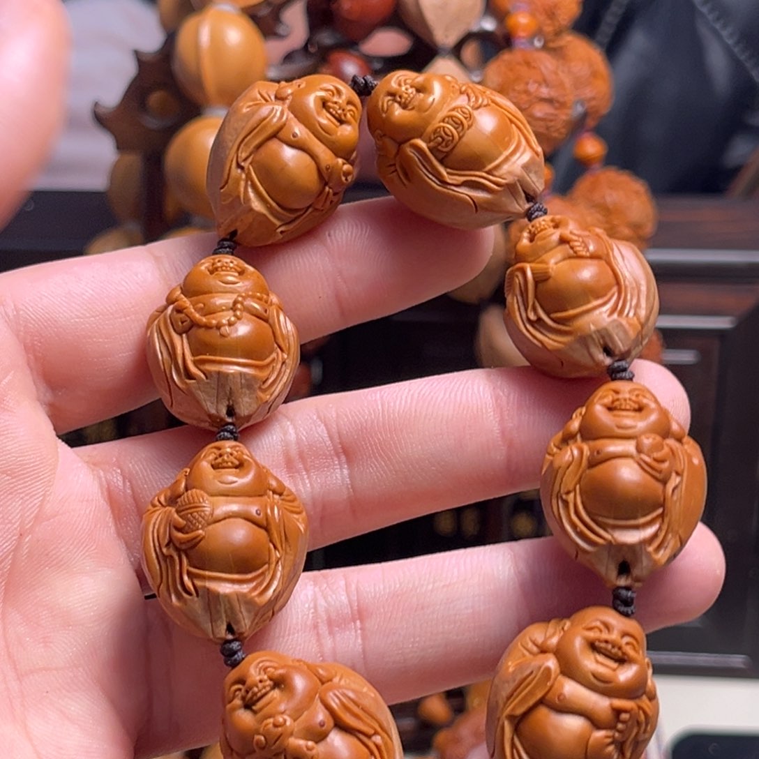 橄榄核吊坠老*头包衣弥勒