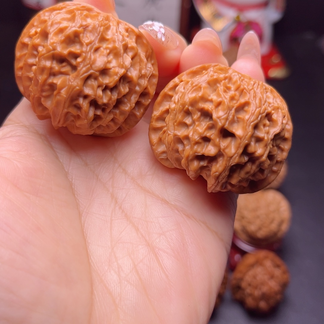 吊坠文玩核桃42尺平果元