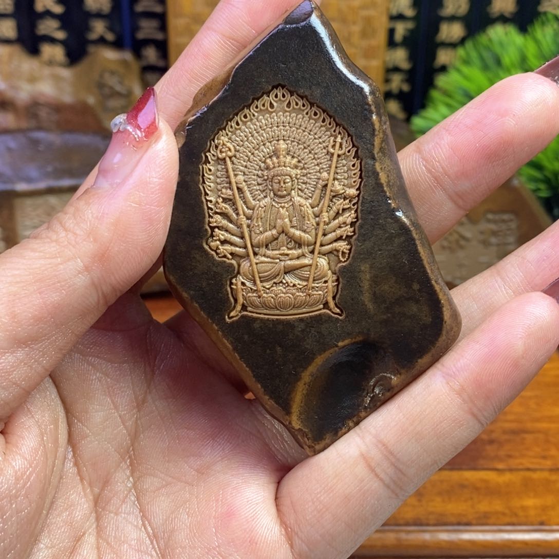 戈壁石5885588668885555