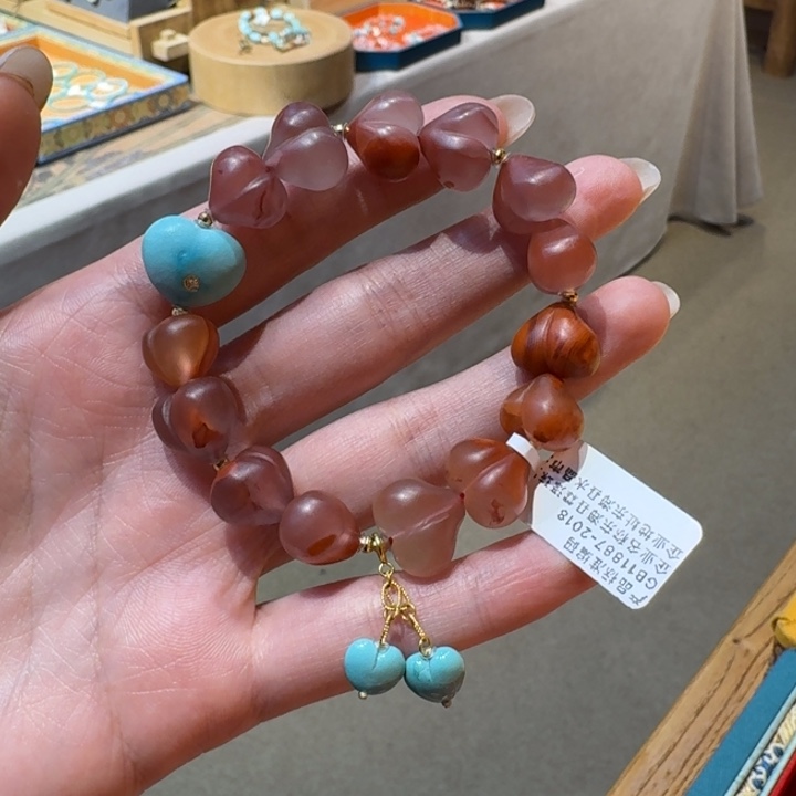 南红玛瑙18K金镶嵌手链