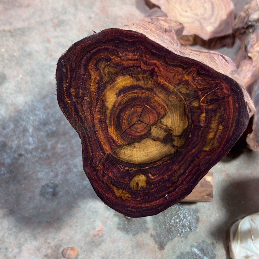 小***小黄花梨/降香黄檀原料定制不退不换