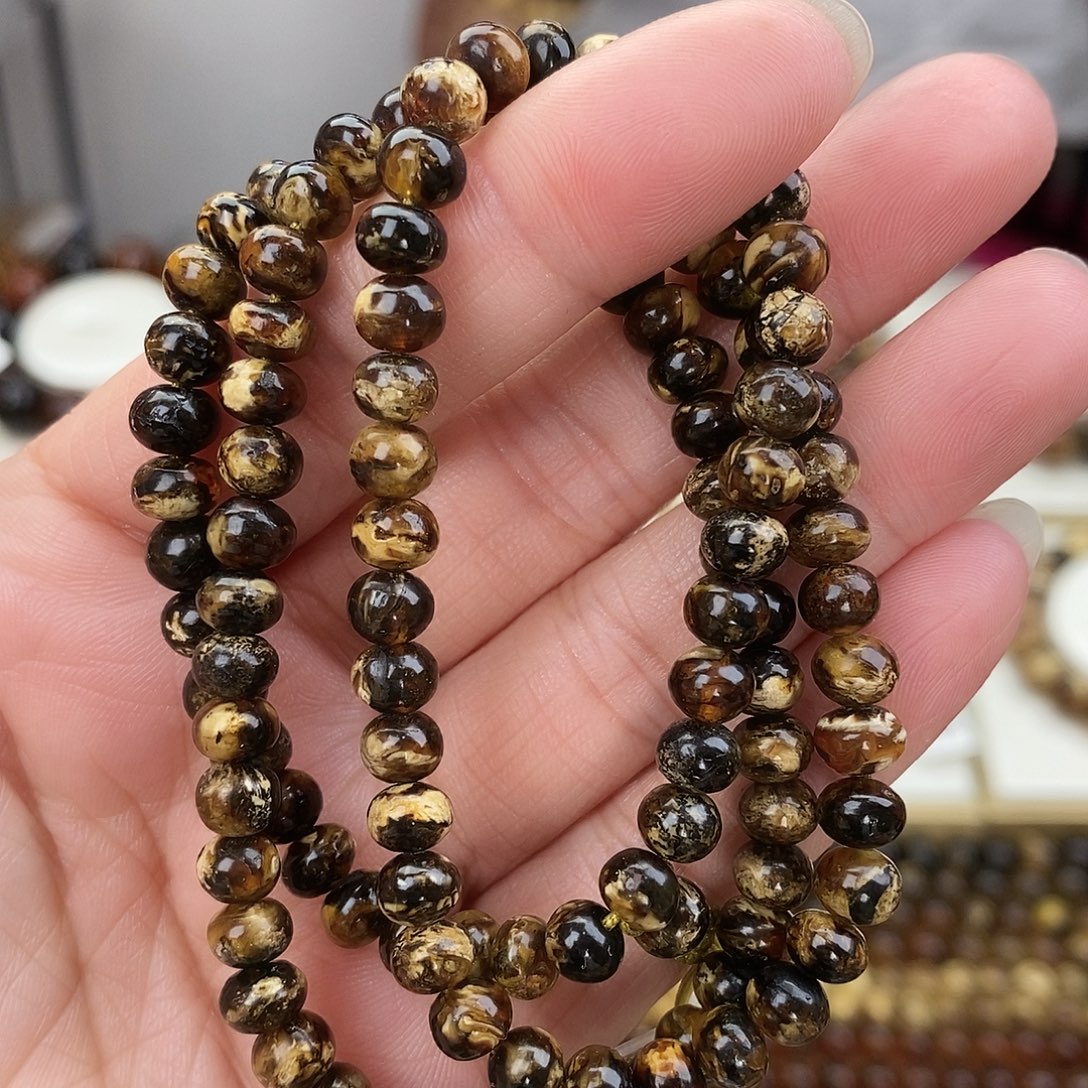 琥珀未镶嵌裸石琥珀6