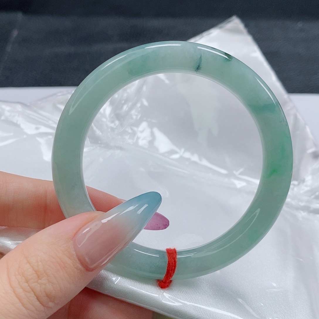 【闪购商品】未镶嵌手镯（圆镯）翡翠398号