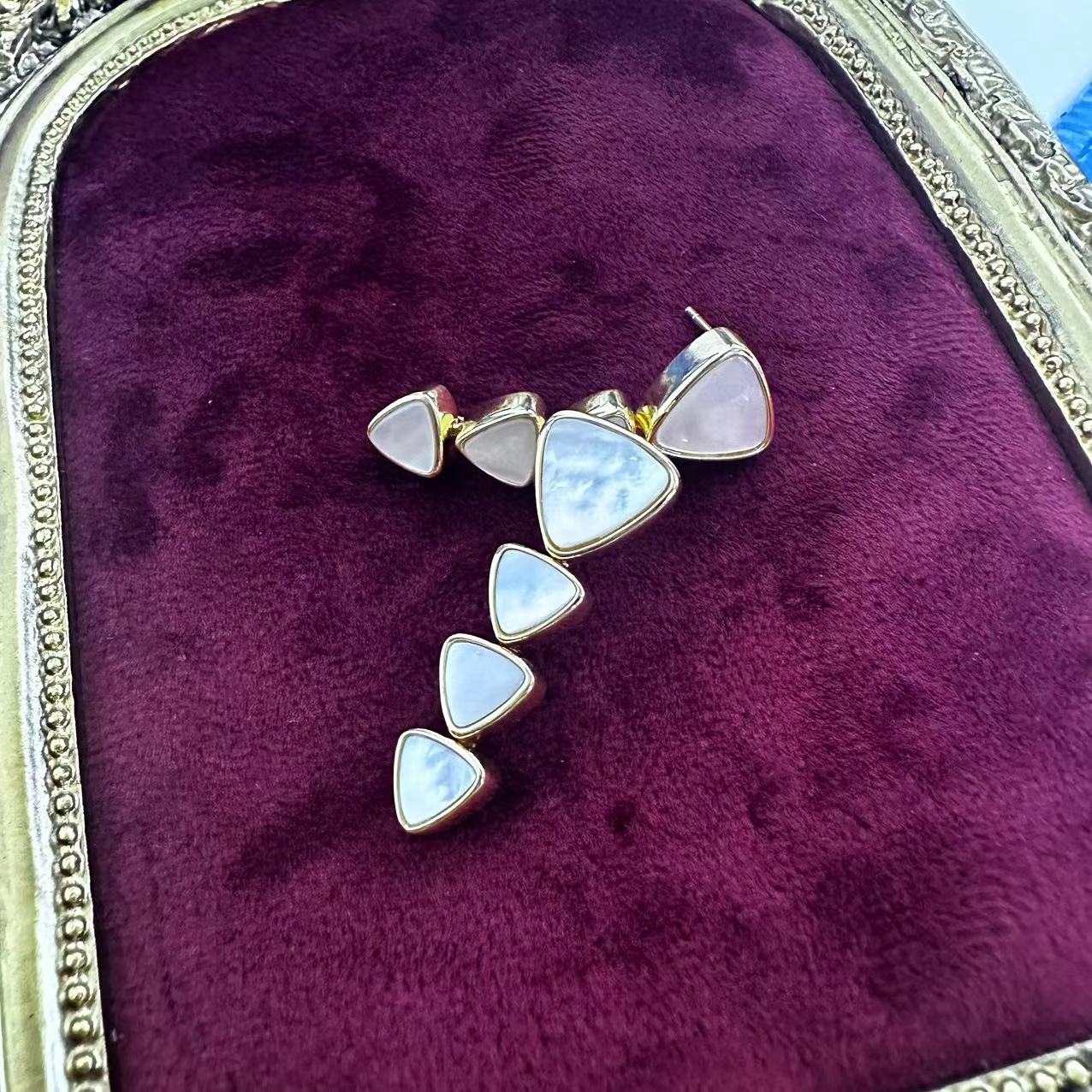 合金贝壳耳饰 QIU LI・白贝流苏耳钉 1h2060