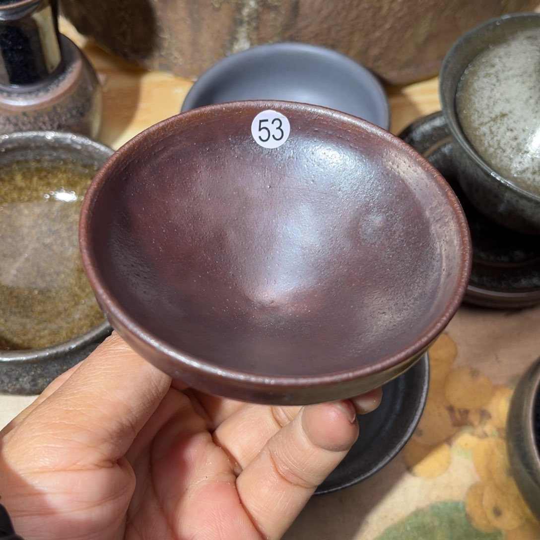 茶盏义兴龙窑坚持真柴烧落灰烧