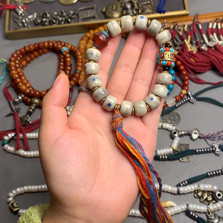 藏地密码藏饰品串