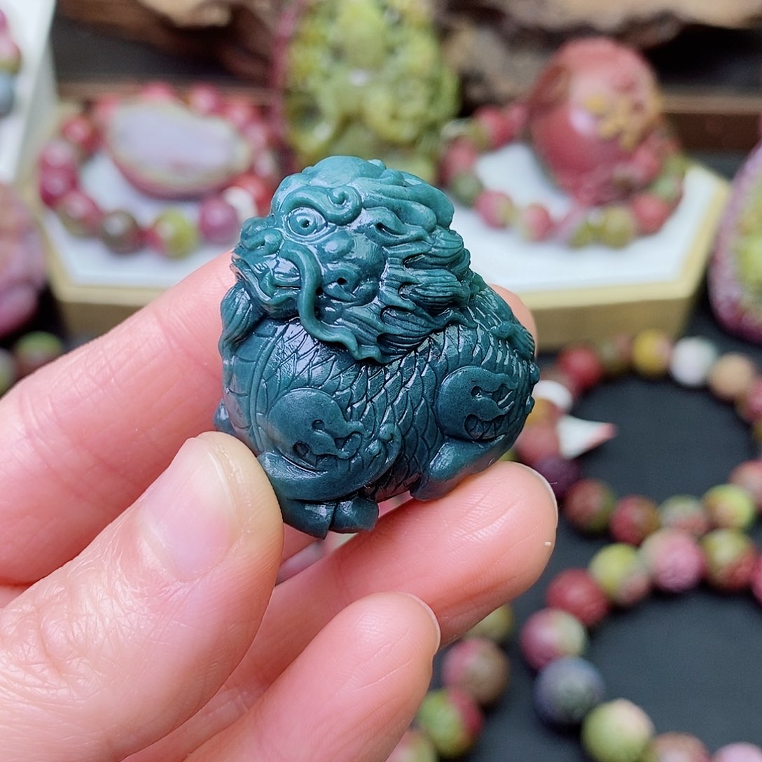 玛瑙/玉髓珠宝奇石未镶嵌江****月盐源玛瑙定制