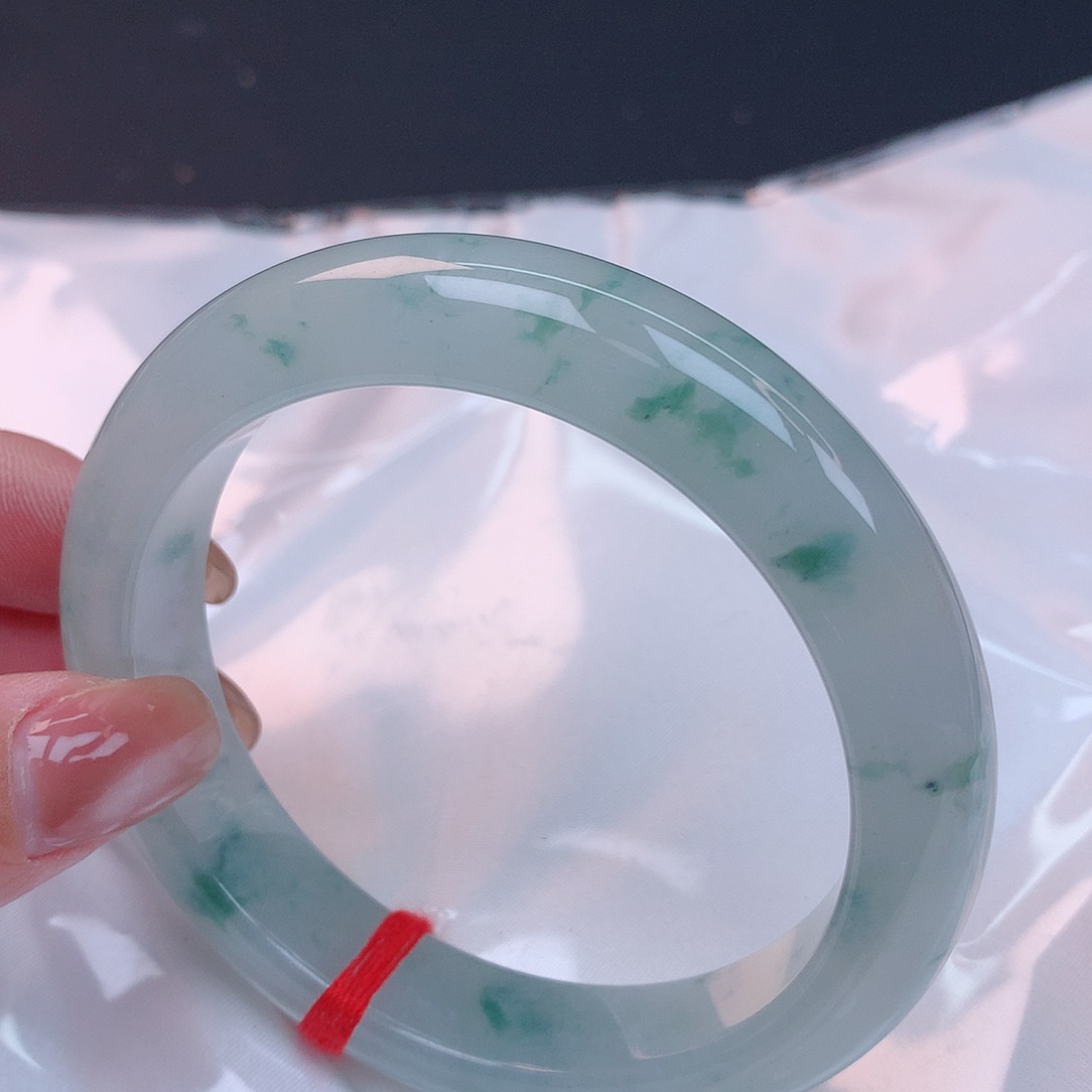 【闪购商品】未镶嵌手镯翡翠59