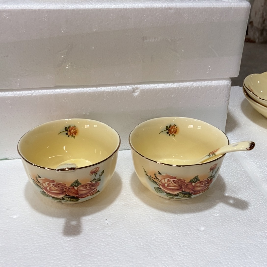 星博陶瓷………………………………2