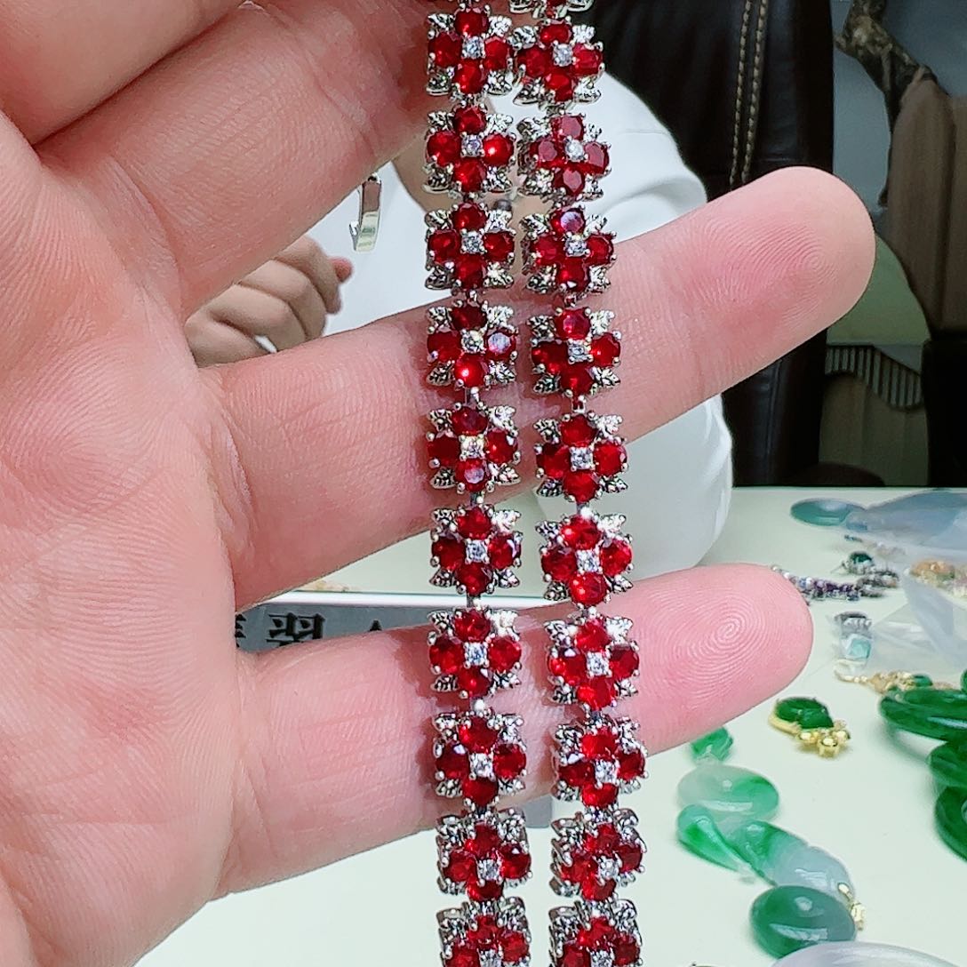 红宝石吊坠(赠链)14K金镶嵌