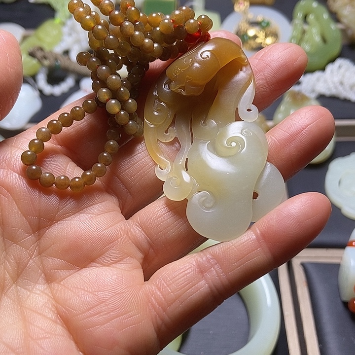 和田玉未镶嵌挂件