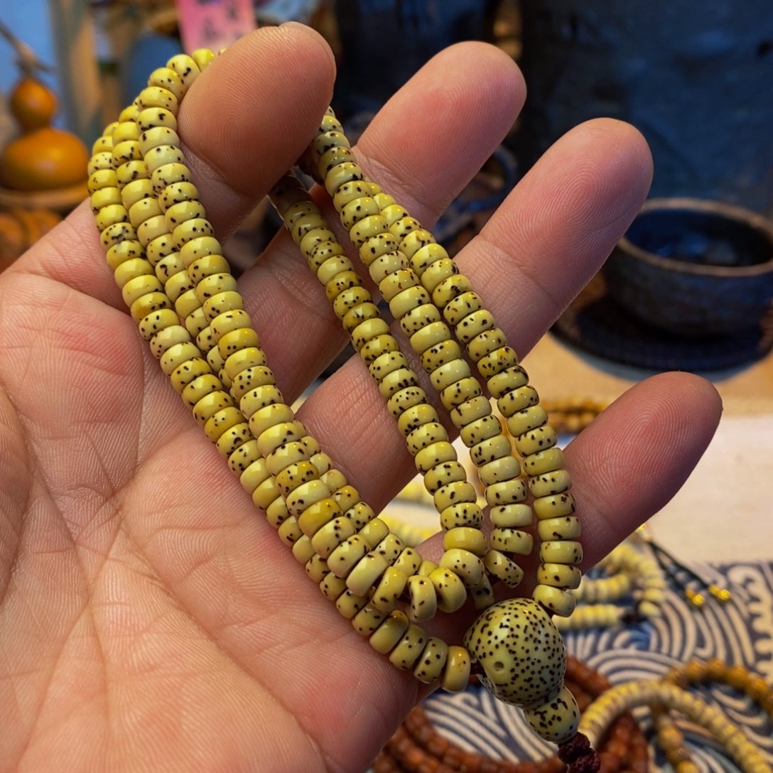 星月菩提吊坠顺白药片