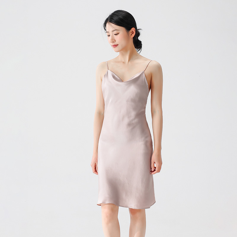 枕水人家吊带睡裙女夏季厚款甜美少女修身性感睡衣真丝夏天连衣裙