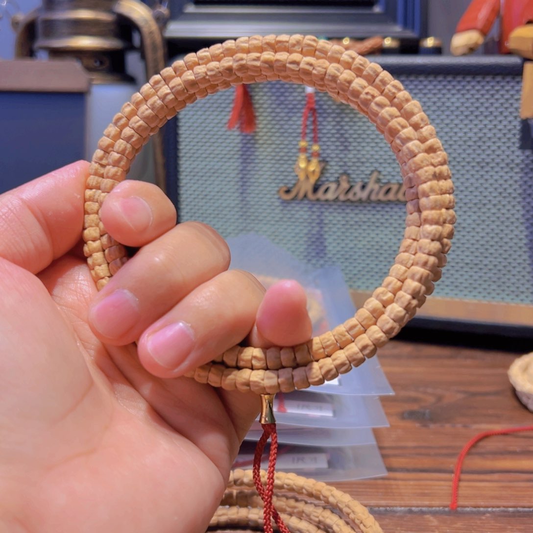 柏香籽/百香籽吊坠辉**刻