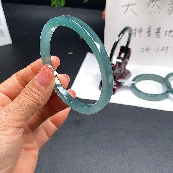 翡翠手镯未镶嵌59尺寸