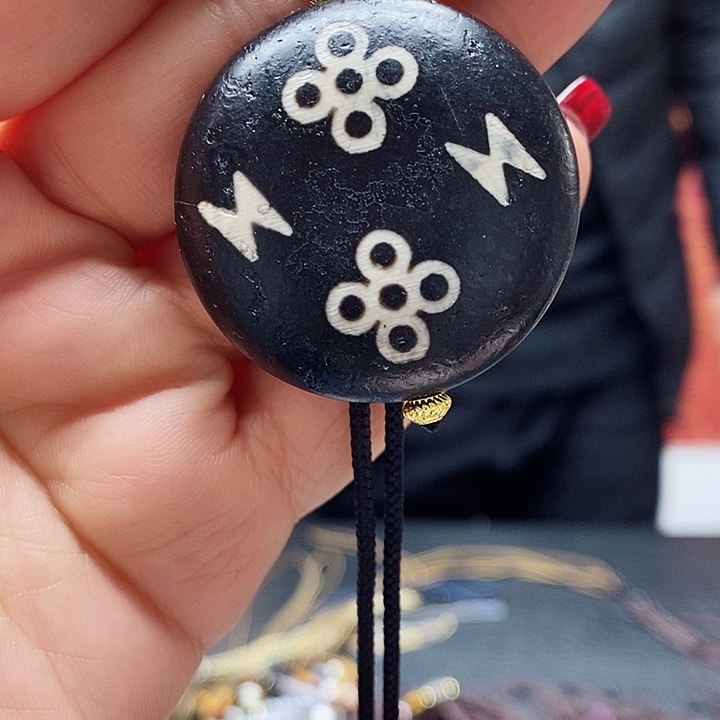 玛瑙/玉髓颈饰合金