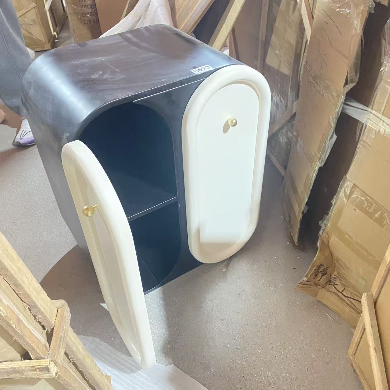 E690（瑕疵）58*42*70cm边柜二斗柜【不包安装】库存尾货（三楼）