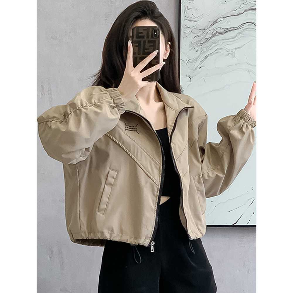 外套女春秋2025新款高级感别致立领短款休闲小个子工装气质百搭