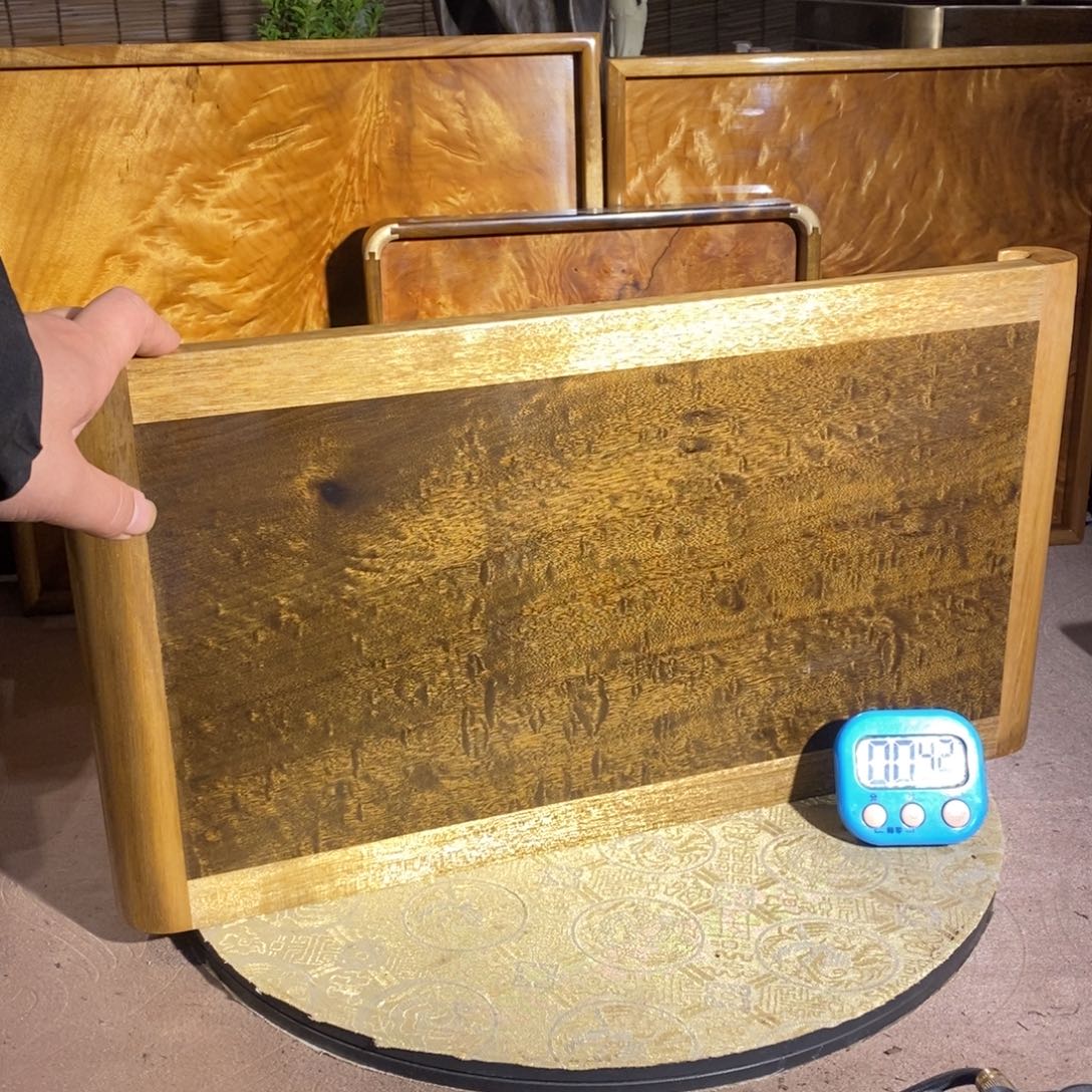 金丝楠湖****田金丝楠木工艺品