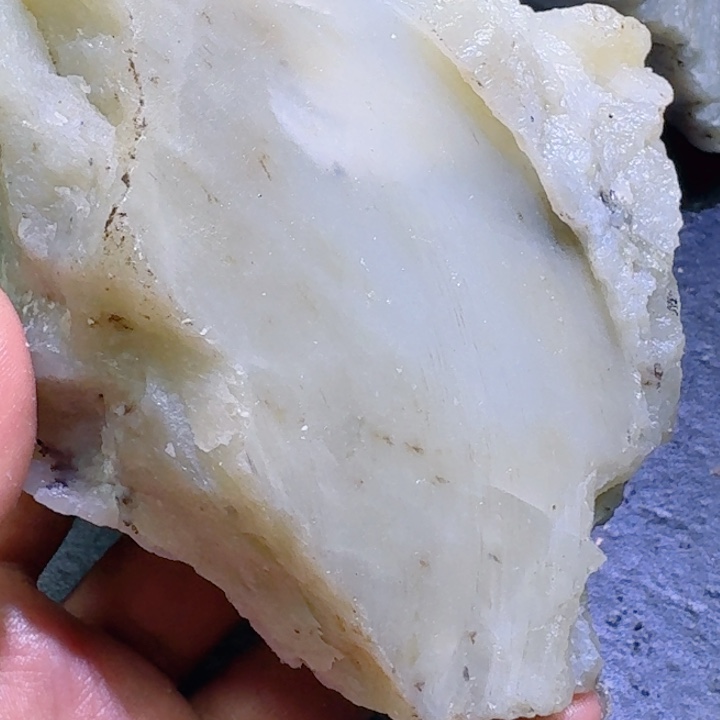 和田玉未镶嵌珠宝半成品