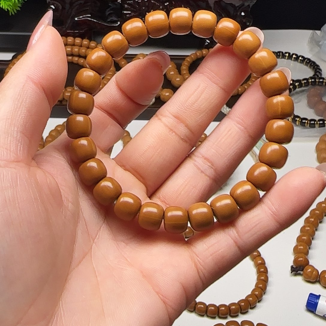 凡***己吊坠猴头核桃老型，9.5