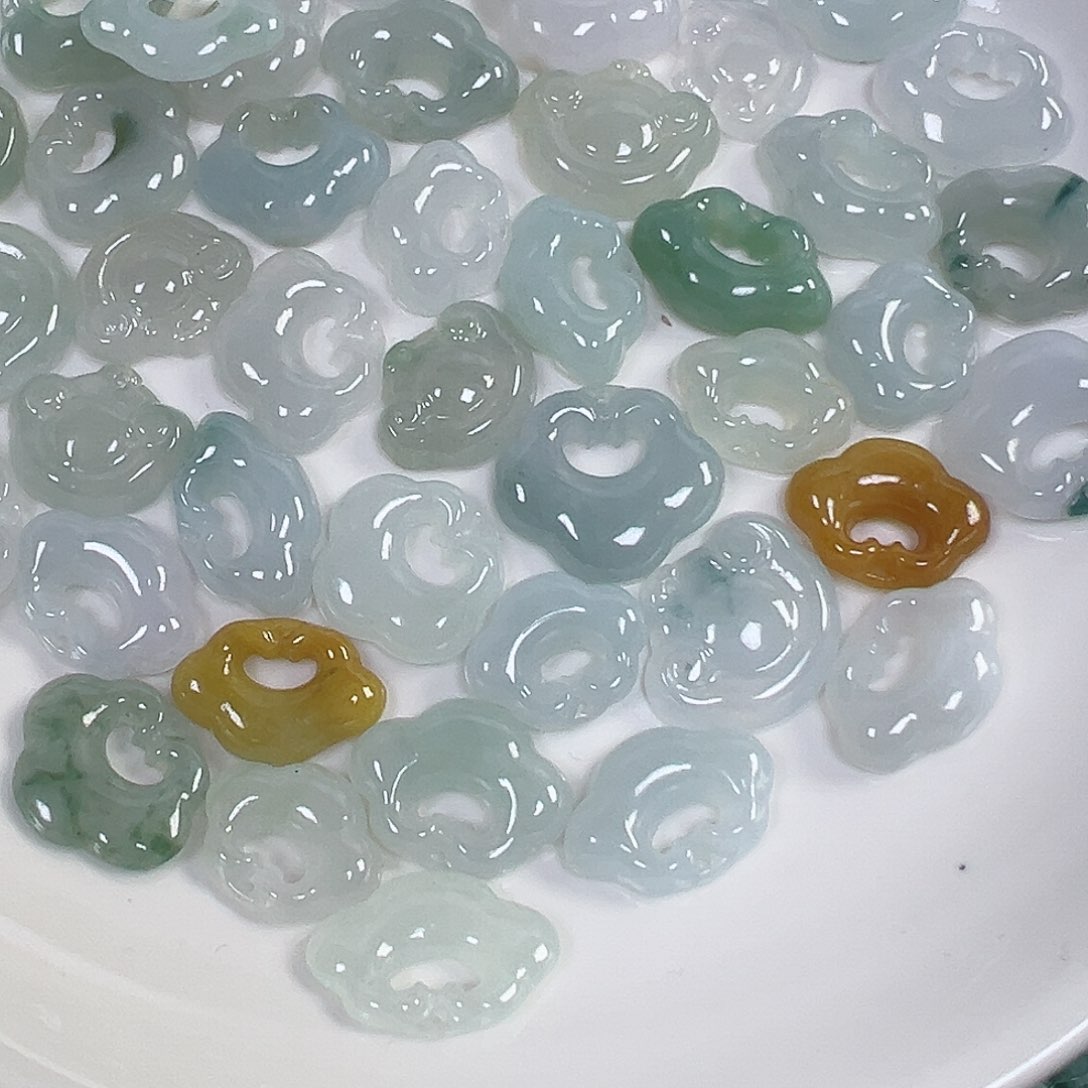 翡翠散珠祥云一个可挑