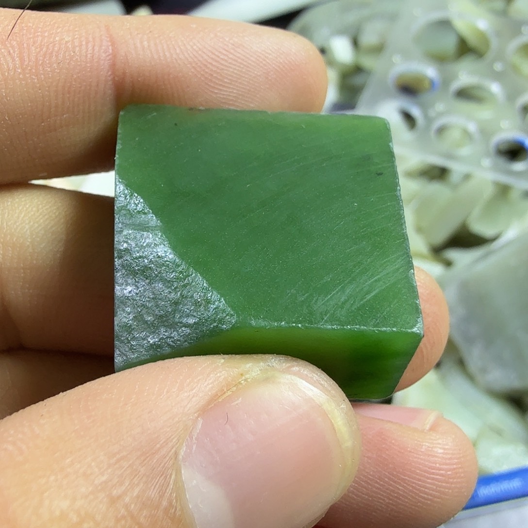 和田玉（糖玉）未镶嵌挂件