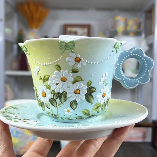 手绘高温釉下彩陶瓷