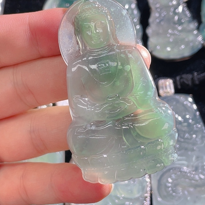 翡翠颈饰未镶嵌57，