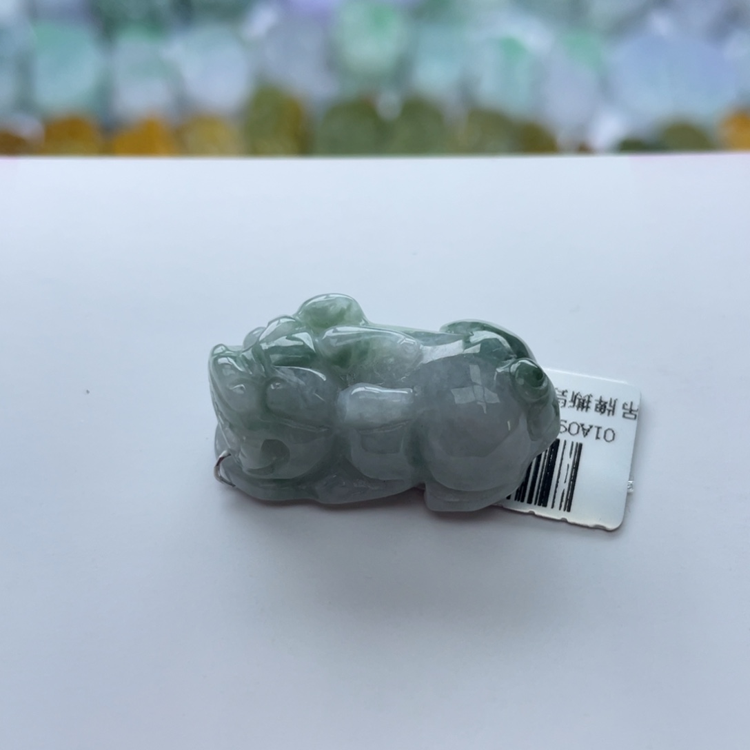 翡翠颈饰未镶嵌貔貅