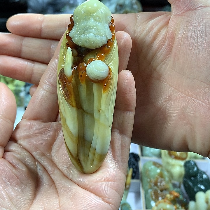 蛇纹石玉手把件未镶嵌大*哥