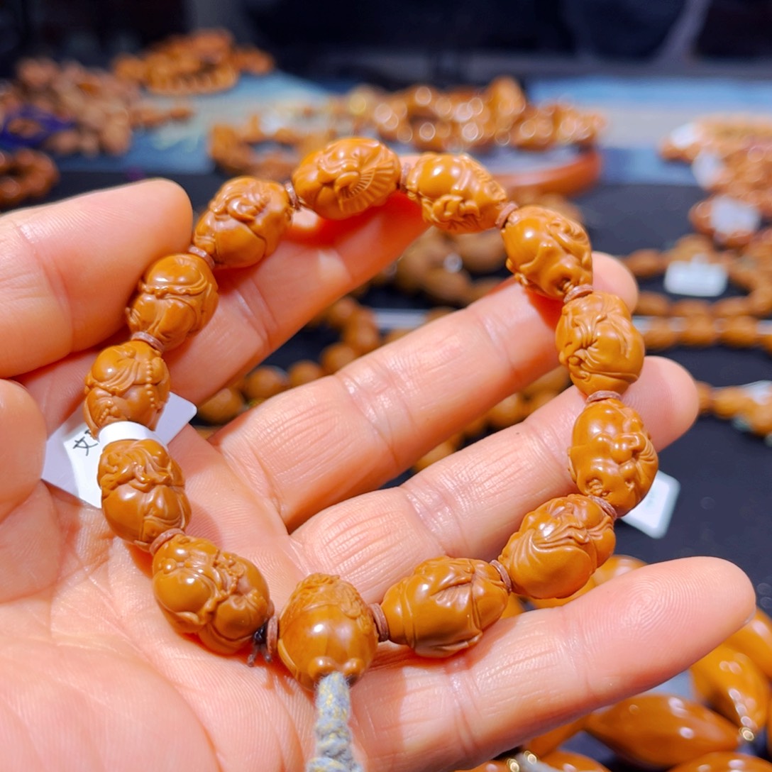 手串橄榄核新人在这里